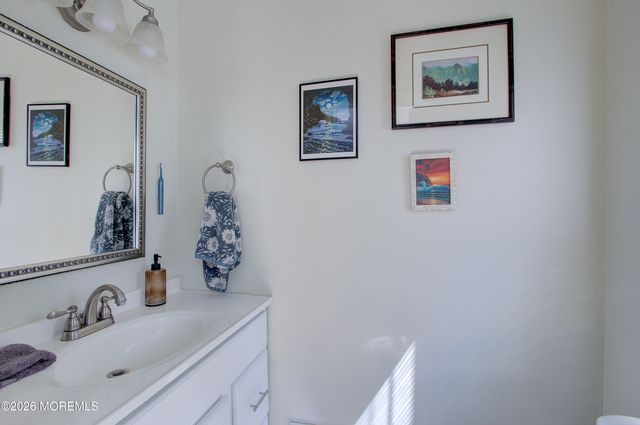 113 Apple Blossom Lane, Middletown, NJ 07748