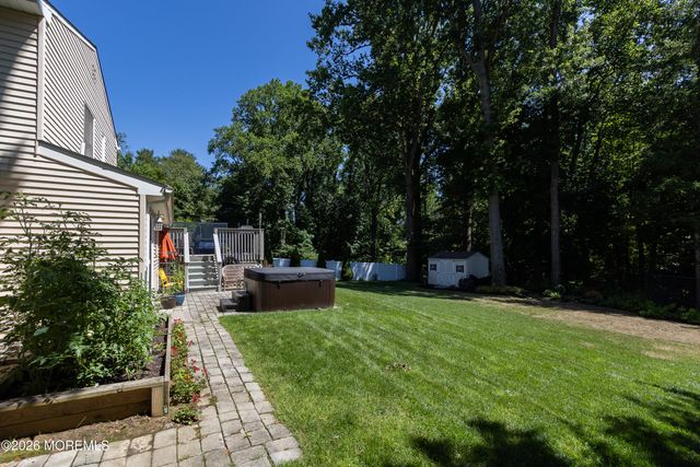 113 Apple Blossom Lane, Middletown, NJ 07748