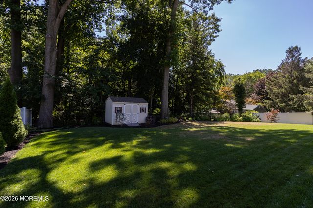 113 Apple Blossom Lane, Middletown, NJ 07748