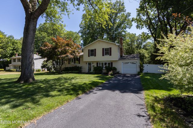113 Apple Blossom Lane, Middletown, NJ 07748