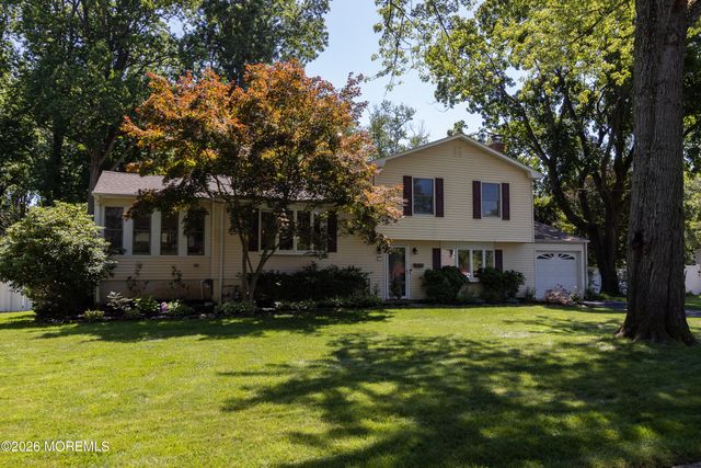 113 Apple Blossom Lane, Middletown, NJ 07748