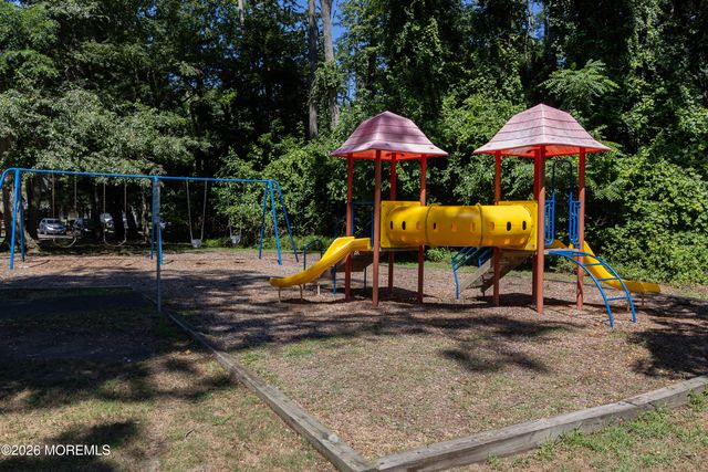 113 Apple Blossom Lane, Middletown, NJ 07748