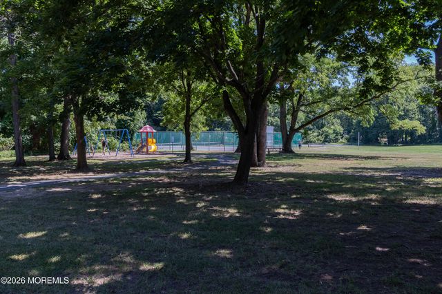 113 Apple Blossom Lane, Middletown, NJ 07748