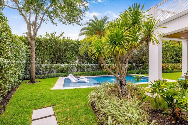 5602 SW 65th Court, South Miami, FL 33143