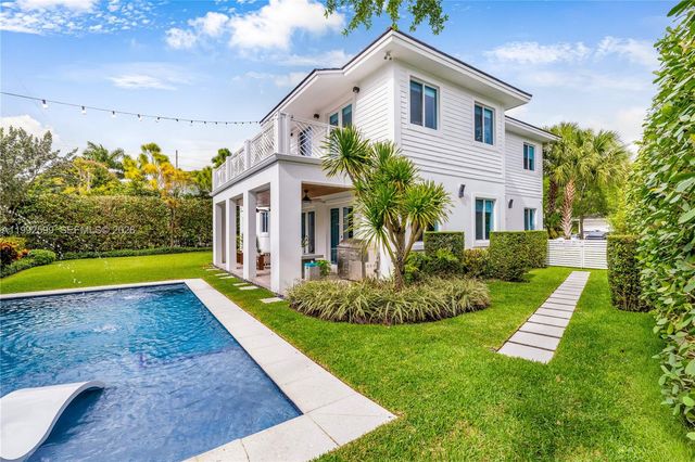 5602 SW 65th Court, South Miami, FL 33143