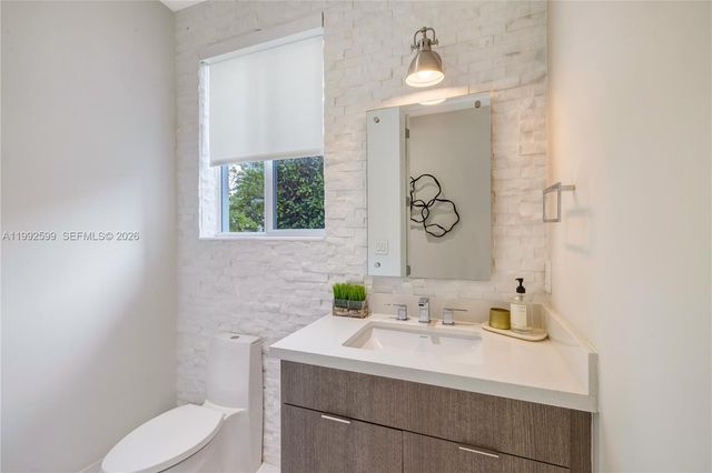 5602 SW 65th Court, South Miami, FL 33143