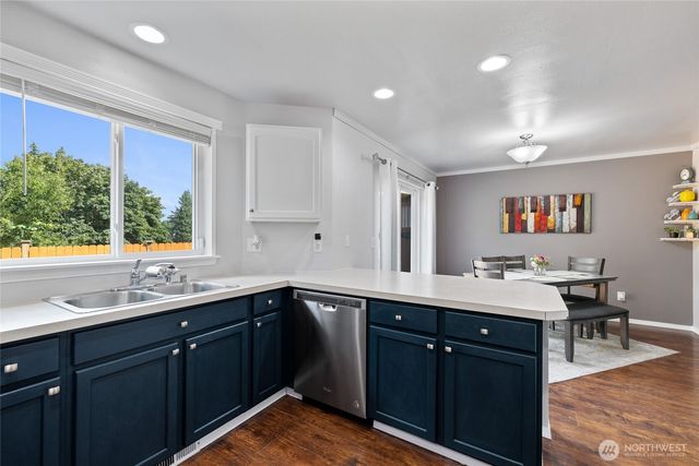 18705 83rd Avenue Ct E, Puyallup, WA 98375