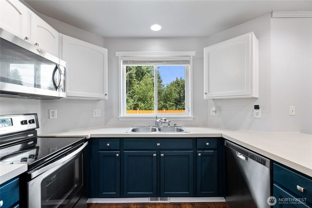 18705 83rd Avenue Ct E, Puyallup, WA 98375
