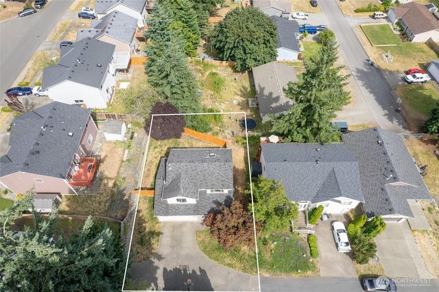 18705 83rd Avenue Ct E, Puyallup, WA 98375