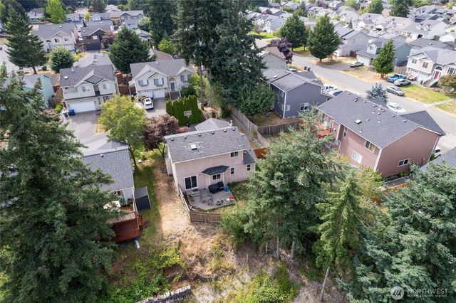 18705 83rd Avenue Ct E, Puyallup, WA 98375