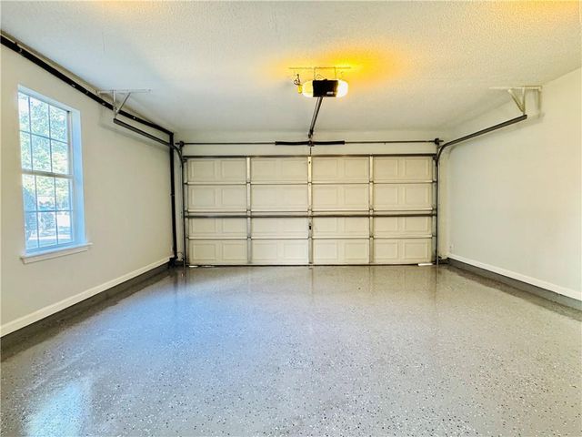 807 Freedom Walk, Locust Grove, GA 30248