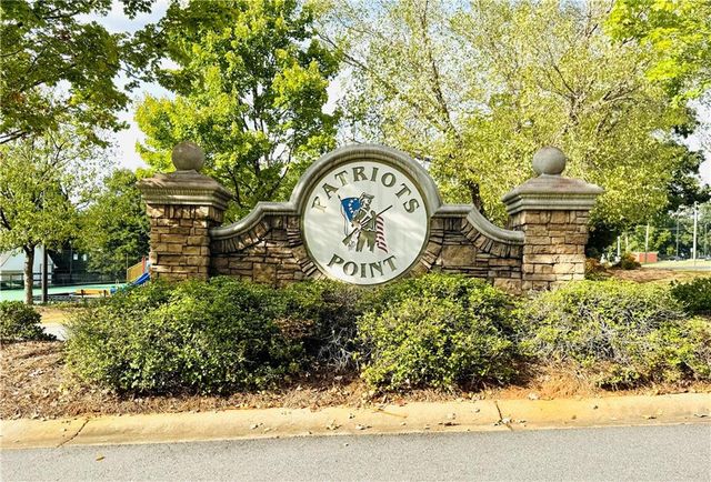 807 Freedom Walk, Locust Grove, GA 30248