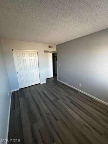 5662 East Lake Mead Boulevard A, Las Vegas, NV 89156