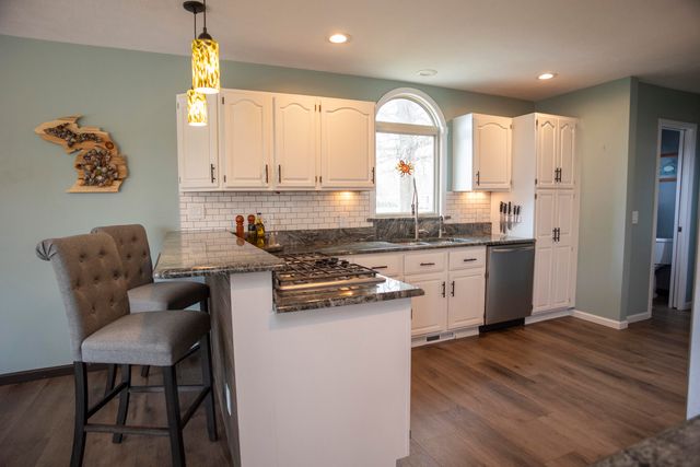 1277 Jo Fran Drive, Vicksburg, MI 49097