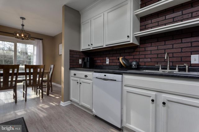 169 HIDDENWOOD DR, Harrisburg, PA 17110