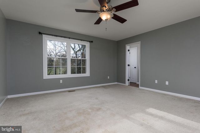 169 HIDDENWOOD DR, Harrisburg, PA 17110