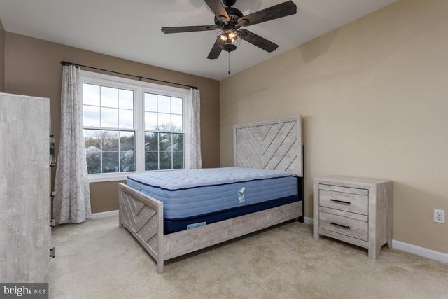 169 HIDDENWOOD DR, Harrisburg, PA 17110