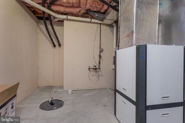 169 HIDDENWOOD DR, Harrisburg, PA 17110