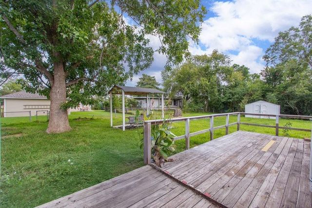 2523 S Broadway Street, La Porte, TX 77571