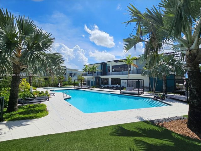 4400 Sunrise Boulevard S2-A, Plantation, FL 33317