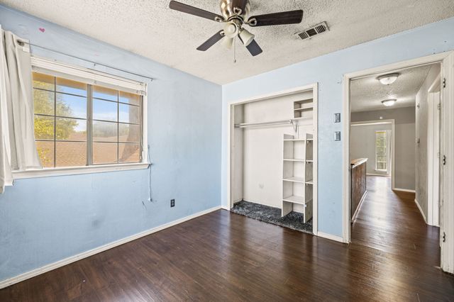 4377 Hemingway Drive, Grand Prairie, TX 75052