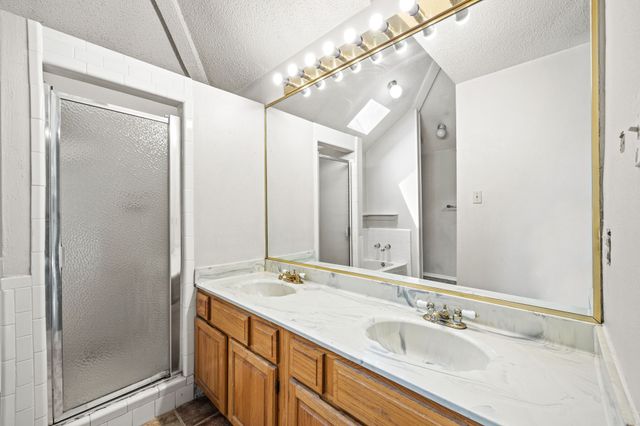 4377 Hemingway Drive, Grand Prairie, TX 75052