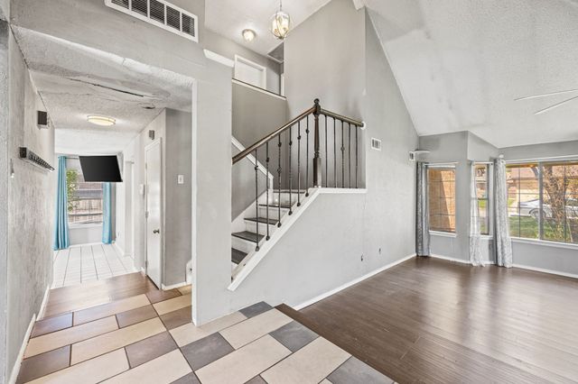4377 Hemingway Drive, Grand Prairie, TX 75052