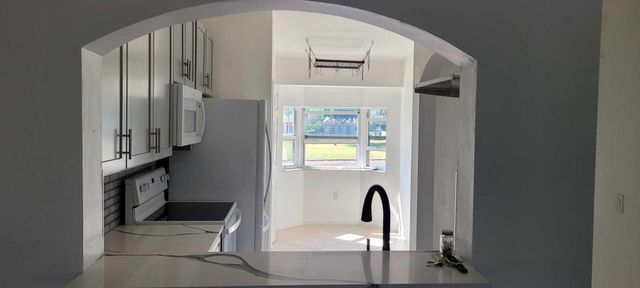 3478 Briar Bay 202 Boulevard 202, West Palm Beach, FL 33411