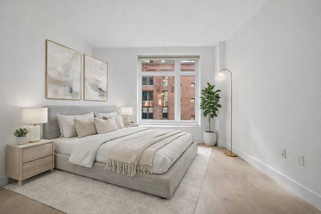 100 Lovejoy Wharf 7N, Boston, MA 02114