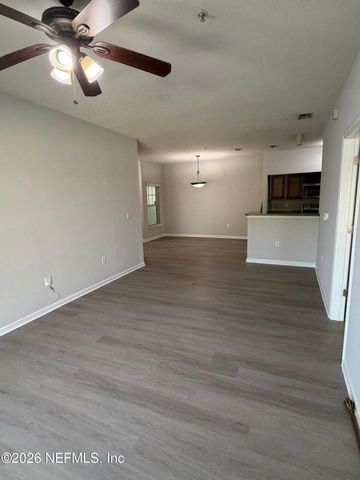 8201 GREEN PARROT Road 106, Jacksonville, FL 32256