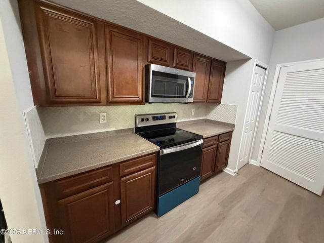 8201 GREEN PARROT Road 106, Jacksonville, FL 32256