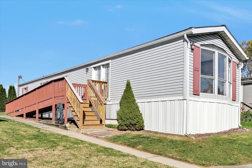 977-88 RETTEW MILL RD, Ephrata, PA 17522