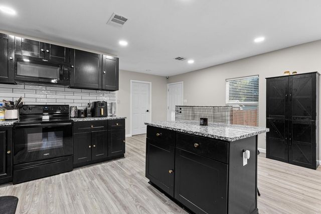 2717 Proctor Ave, Waco, TX 76708