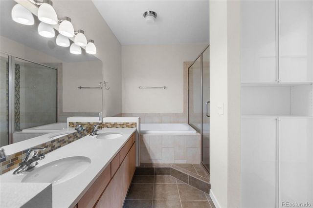 2830 E College Avenue 401, Boulder, CO 80303