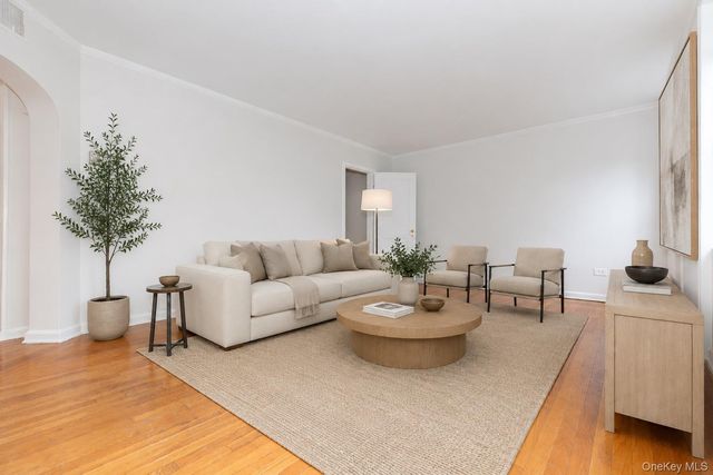 1344 Midland Avenue 3E, Bronxville, NY 10708