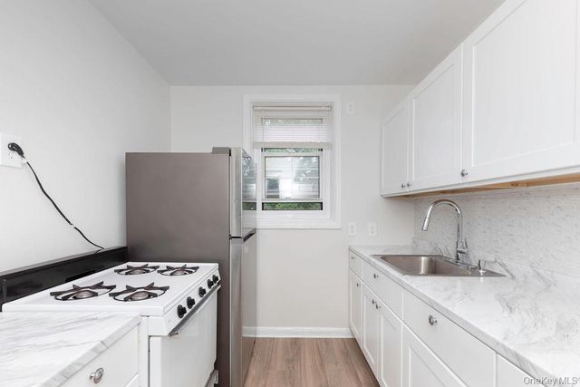 1344 Midland Avenue 3E, Bronxville, NY 10708