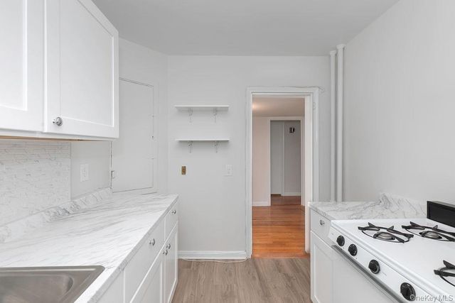 1344 Midland Avenue 3E, Bronxville, NY 10708