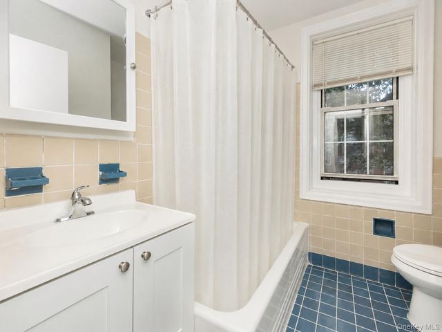 1344 Midland Avenue 3E, Bronxville, NY 10708