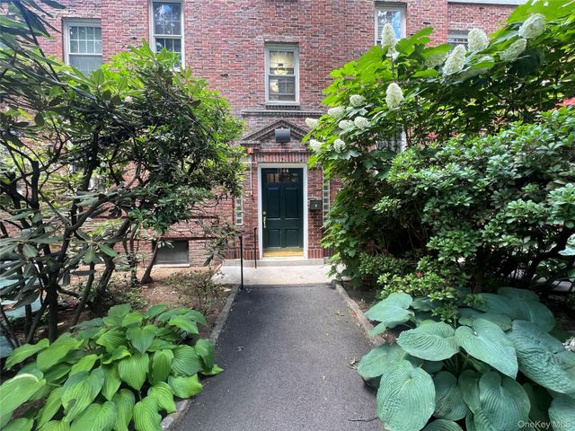 1344 Midland Avenue 3E, Bronxville, NY 10708