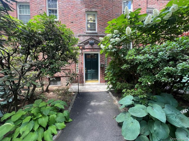 1344 Midland Avenue 3E, Bronxville, NY 10708