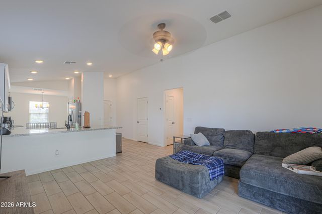 786 W Kingman Drive, Casa Grande, AZ 85122