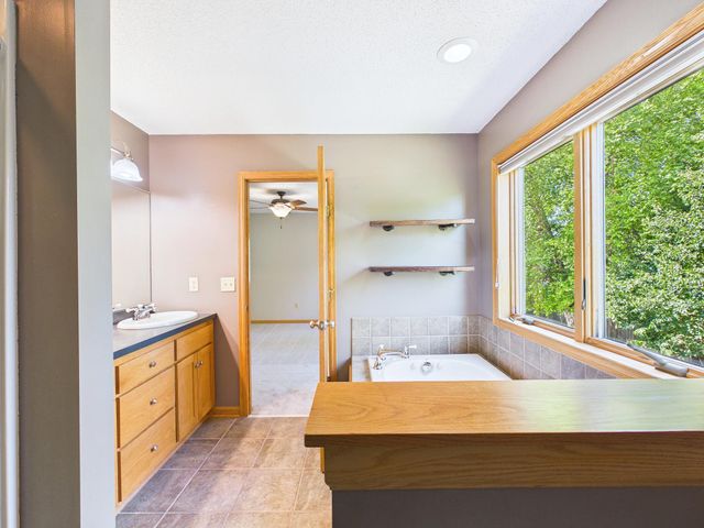 6324 Langer Lane, Hugo, MN 55038