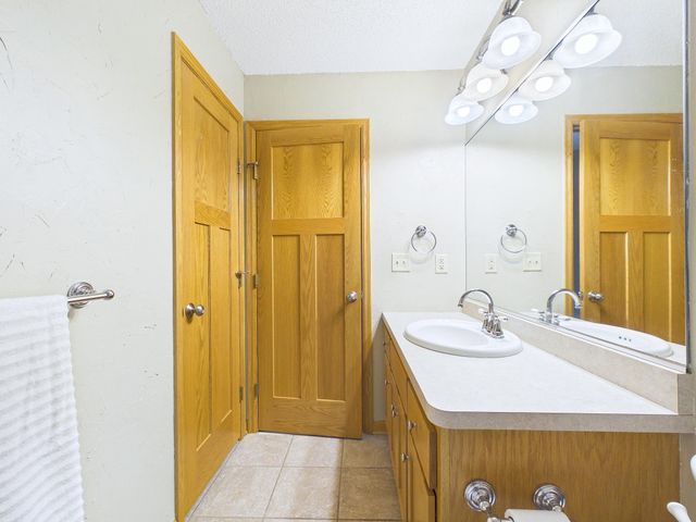 6324 Langer Lane, Hugo, MN 55038