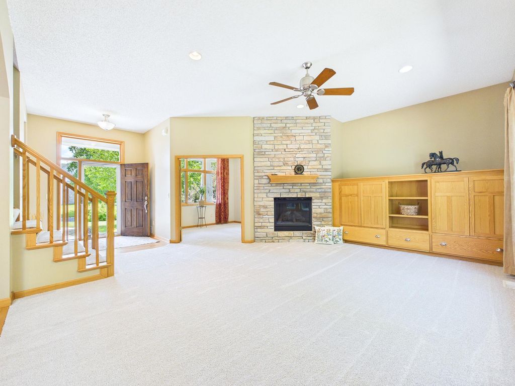 6324 Langer Lane, Lino Lakes, MN 55038 — photo 2