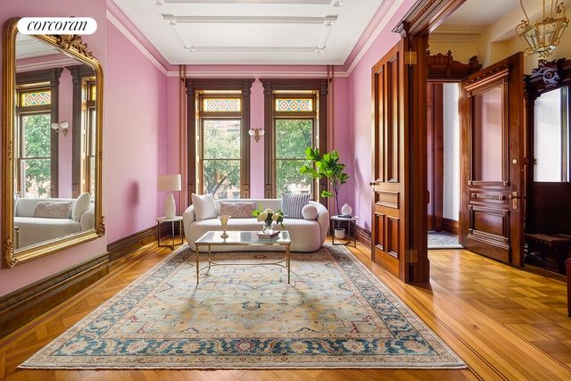 662 10TH Street, New York City, NY 11215