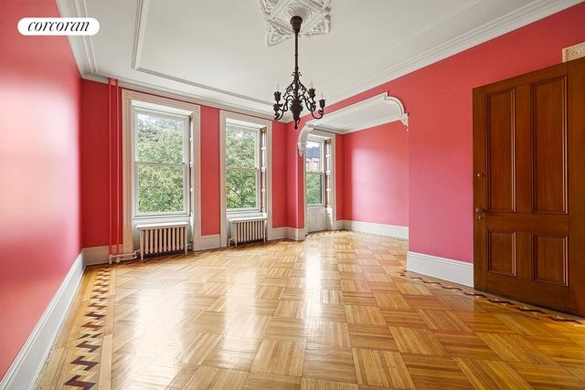 662 10TH Street, New York City, NY 11215