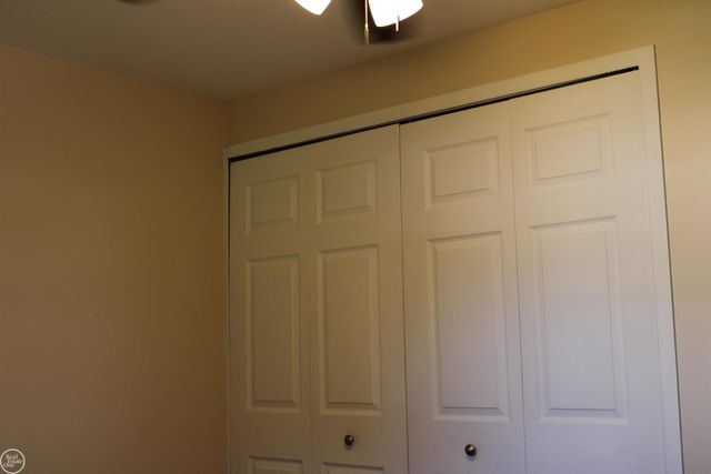 45731 Kensington Street, Utica, MI 48317