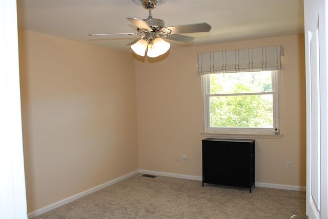 45731 Kensington Street, Utica, MI 48317