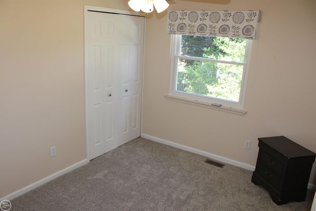45731 Kensington Street, Utica, MI 48317