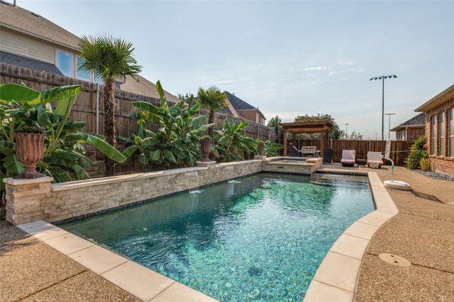 1504 Daisy Lane, Flower Mound, TX 75028